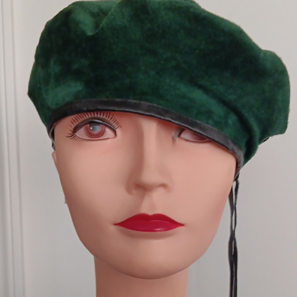 Green Suede Beret with Black Leather Trim